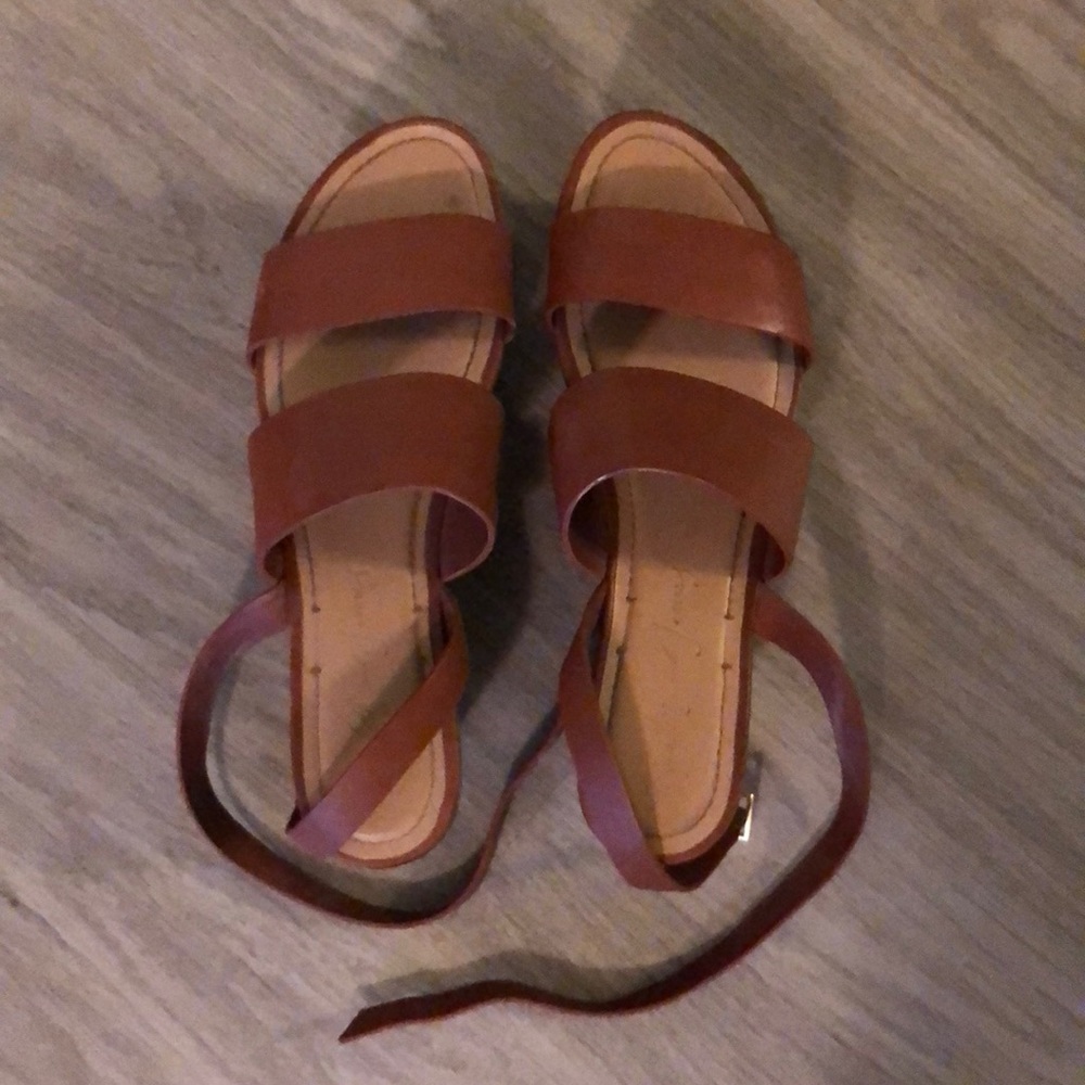 Elizabeth and James Wood Wedge Platforms